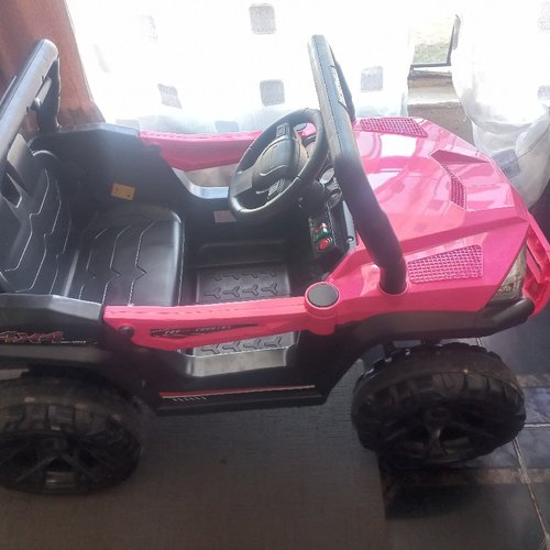 electric car battery and remote