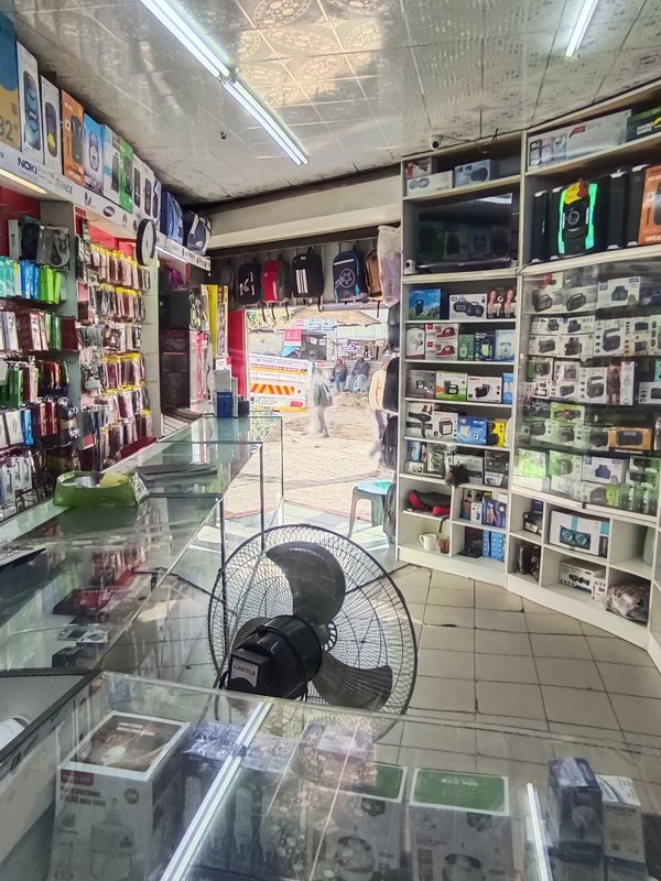 Store slide 3