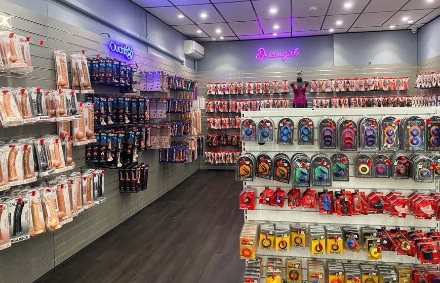 Store slide 3